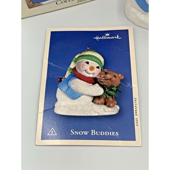 2002 Snow Buddies Hallmark Keepsake Ornament Snowman with Bear Cub #5 in Series - Picture 6 of 7